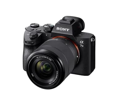 Sony Alpha 7 III | Appareil Photo Numérique Hybride Plein Format en kit avec l'Objectif Zoom FE 28-70mm f/3.5-5.6 OSS ( AF en 0.02s, stabilisation interne 5 axes, 4K HLG, Batterie Haute Capacité)