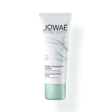 Jowaé - Crème Hydratante Teintée Claire à l'Eau de Fleurs de Sakura 30ml - Soin visage - Toutes peaux - Peaux sensibles - 93% d'ingrédients d'origine naturelle - Réhydrate - Unifie - Sublime la peau