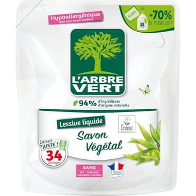 L'Arbre Vert Recharge Lessive Ecolabel Savon Végétal - Hypoallergénique - 34 Lavages - 94% d'ingrédients d'origine naturelle - 1,53L