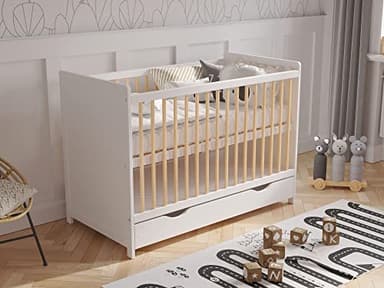 Love For Sleep Lit Bébé Évolutif en Bois de Pin Blanc 120x60 cm avec Matelas en Mousse, Tiroir et Barrière de Sécurité – Lit Transformable pour Fille ou Garçon – Modèle Tokyo