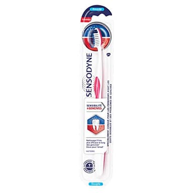 Sensodyne Brosse à dents Sensibilité & Gencives, Souple, Pour Les Dents Sensibles Sans Endommager Les Gencives, Couleur Aléatoire
