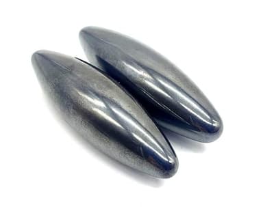 Minéraux et Cristaux : Paire d'obus en hématite magnétique. Anti douleurs et favorise l'apaisement. Combine l'hématite aux pouvoir de l'aimant. Garantie pierre naturelle. (1 unité =1 paire d'obus)