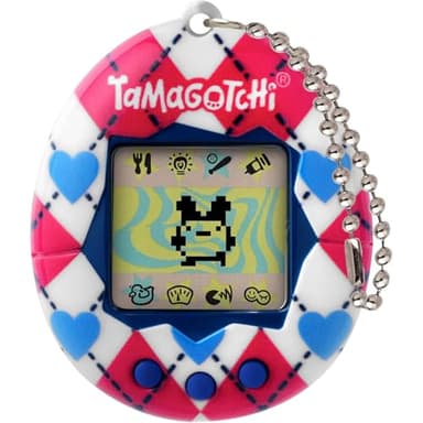 Bandai – Tamagotchi Original – Argyle Heart – Animal interactif avec écran LCD en Français, Mini-Jeux – Idée Cadeau Jeu Animal virtuel – Motif Carreaux cœurs – Jouet Enfant 8 Ans et + – 42981